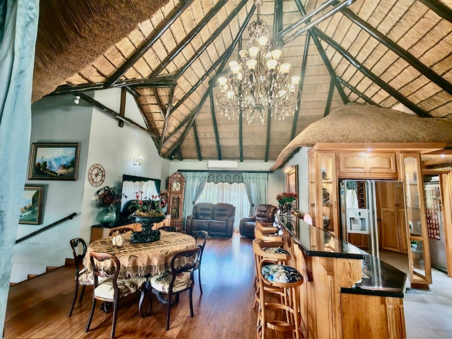 4 Bedroom Property for Sale in Wilkoppies North West